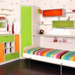 المدمج في السرير في الحضانة