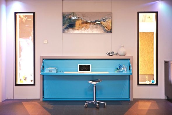 مشرق سطح السرير مضمد