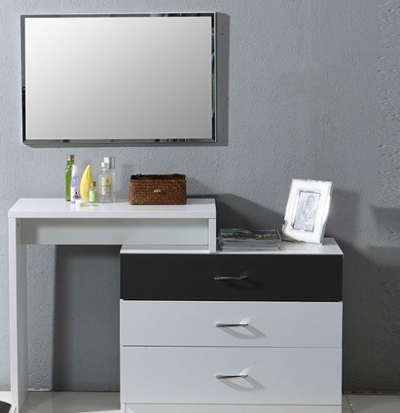 طاولة خلع الملابس الأنيقة