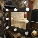 مرآة المكياج للغرفة بأسلوب دور علوي