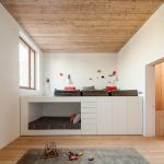 السرير لعدة أطفال