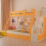 سرير بعرض مختلف في مستويين