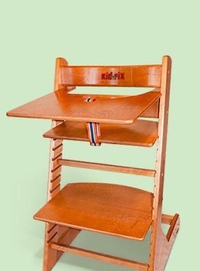 نموذج للكرسي المتزايد للأطفال