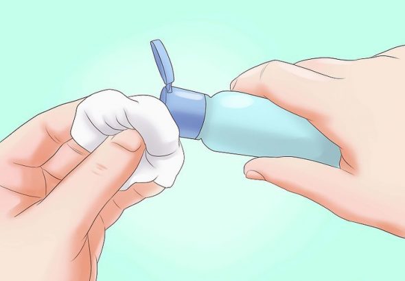 الأسيتون للورنيش المسكوب