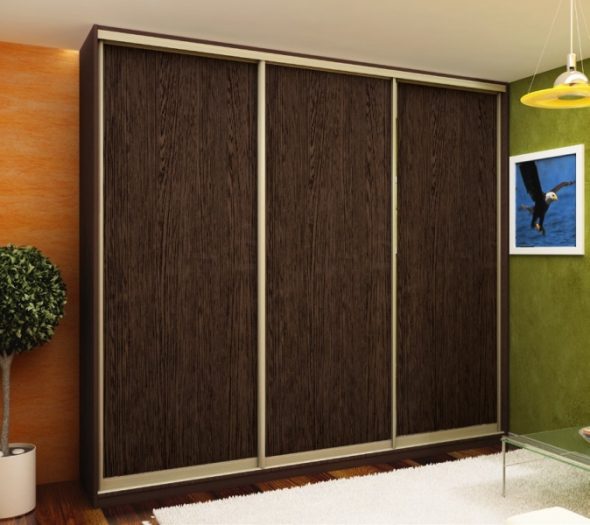 خزانة اللون الداكن بسيطة من اللوح