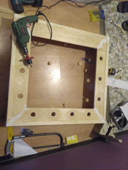 صنع ثقوب للبقع