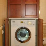 Kabinet bilik mandi untuk mesin basuh