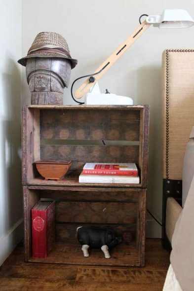 طاولة السرير تفعل ذلك بنفسك