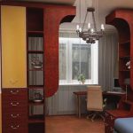 خزانة مريحة لتقسيم الغرفة