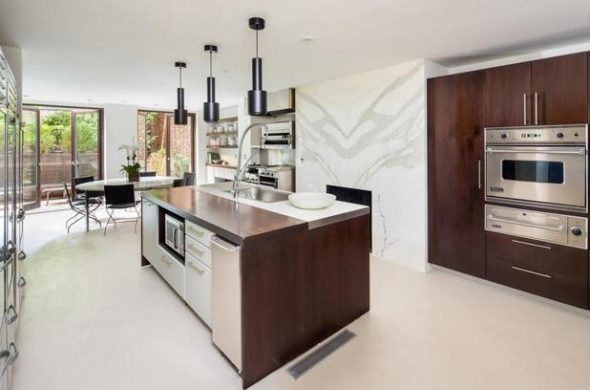 يمكن استبدال جزء من الطاولة على سطح الحجر الصناعي