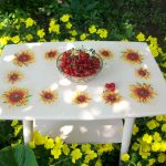 الجدول Decoupage بألوان الصيف