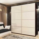 خزانة بابين أبيض