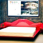 سرير فخم يشبه سفينة المجرات