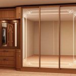 خزانة ملابس أنيقة