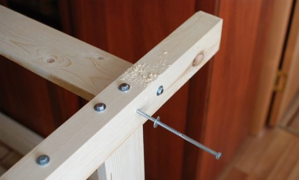 لوحات قفل مع الرفوف