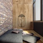 شرفة غير عادية للغاية مع خزانة ملابس مدمجة.