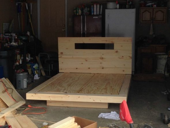 نعلق الخشب الرقائقي متنها