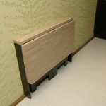 طاولة قابلة للطي ضيقة