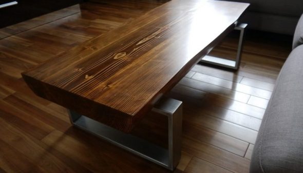 طاولة القهوة لغرفة المعيشة