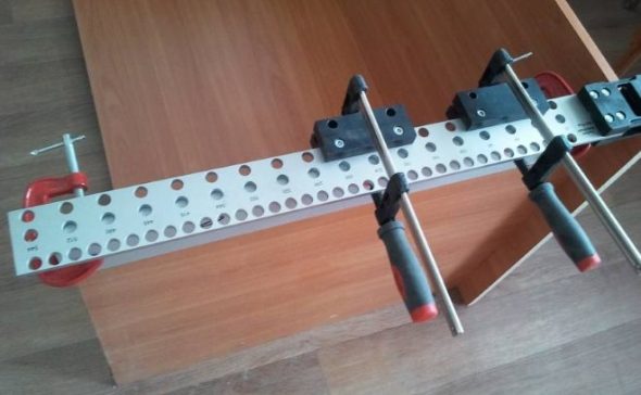 الموصلات القابلة للإمالة