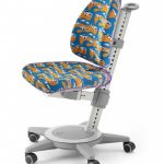 كرسي أطفال للطالب