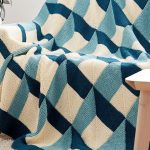 غطاء صوفا جميل بيديك