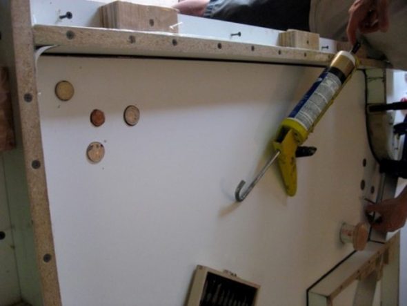 المفاصل بالقطع