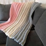 غطاء صوفا الالوان الثلاثة الأصلية