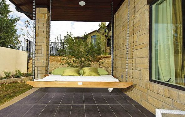 سرير معلق في الاسلوب الشرقي