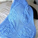 الغطاء الأخضر الزمردي الجميل