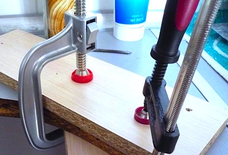 في التقسيم الطبقي على أساس من اللوح