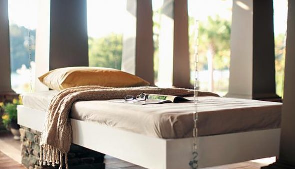 سرير مستطيل لشخص واحد