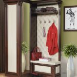 التنسيب الرشيد للأثاث لمدخل صغير