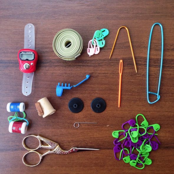 مختلف الأدوات والاكسسوارات