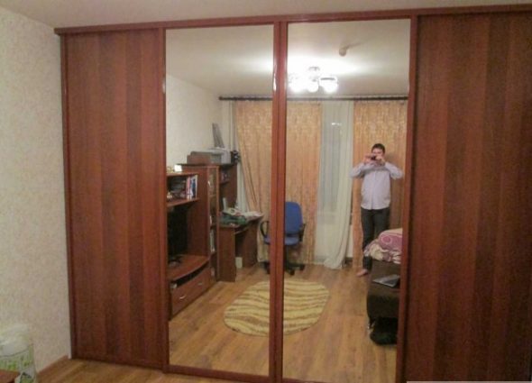 ظهور خزانة انزلاقية