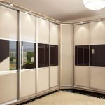 خزانة زاوية طويلة وواسعة