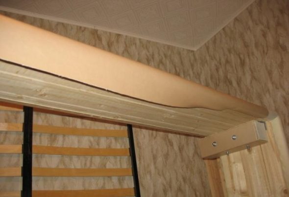 لوحات السرير