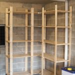 هياكل زاوية خشبية