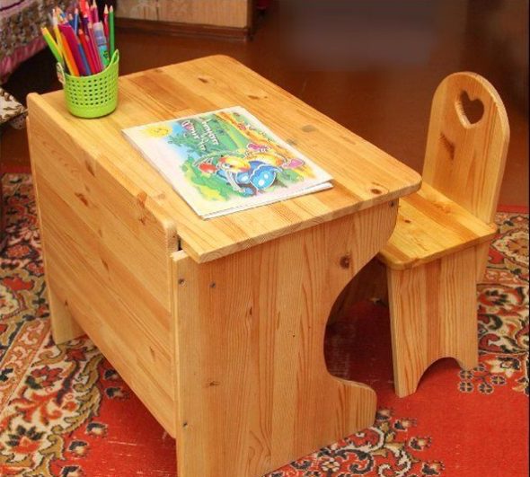 طاولة اطفال وكرسي