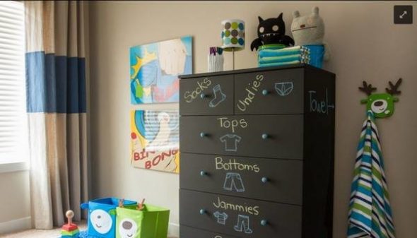 تنظيف خزانة الطفل