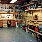 الجسر في المرآب