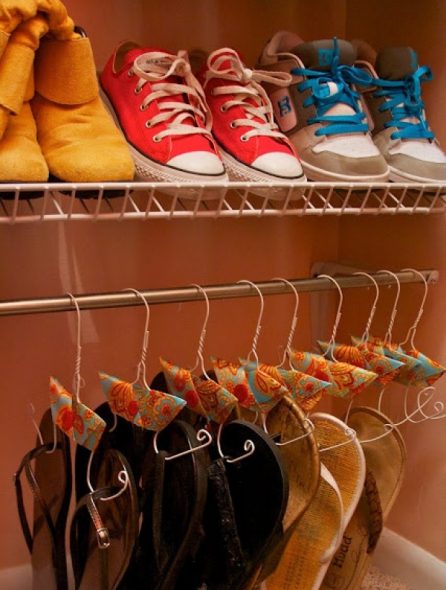 الشماعات الأحذية الخاصة