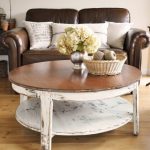 طاولة القهوة المستديرة تفعل ذلك بنفسك