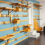 الخطافات والأرفف المفتوحة - ما هو مطلوب حتى يصبح كل شيء مرئيًا