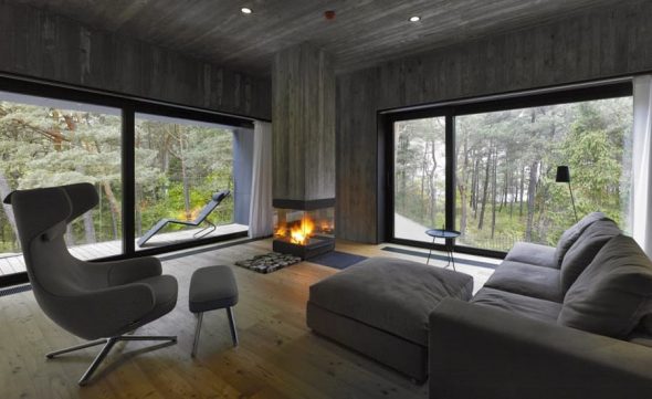 أثاث لغرفة المعيشة مع الحد الأدنى الضروري