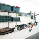 أرفف الحائط المفتوحة