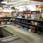 ورشة مجهزة في المرآب