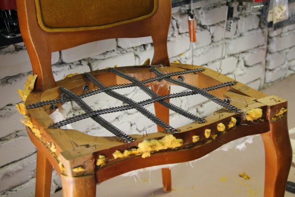 تحقق من حالة الينابيع