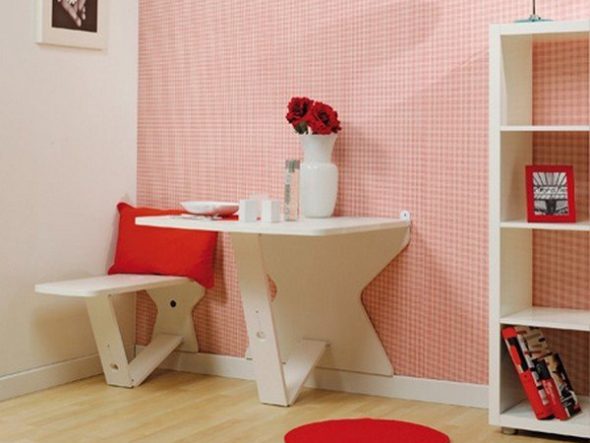 طاولة قابلة للطي وكرسي