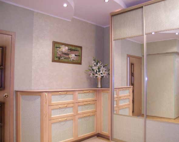 خزانة ملابس من MDF